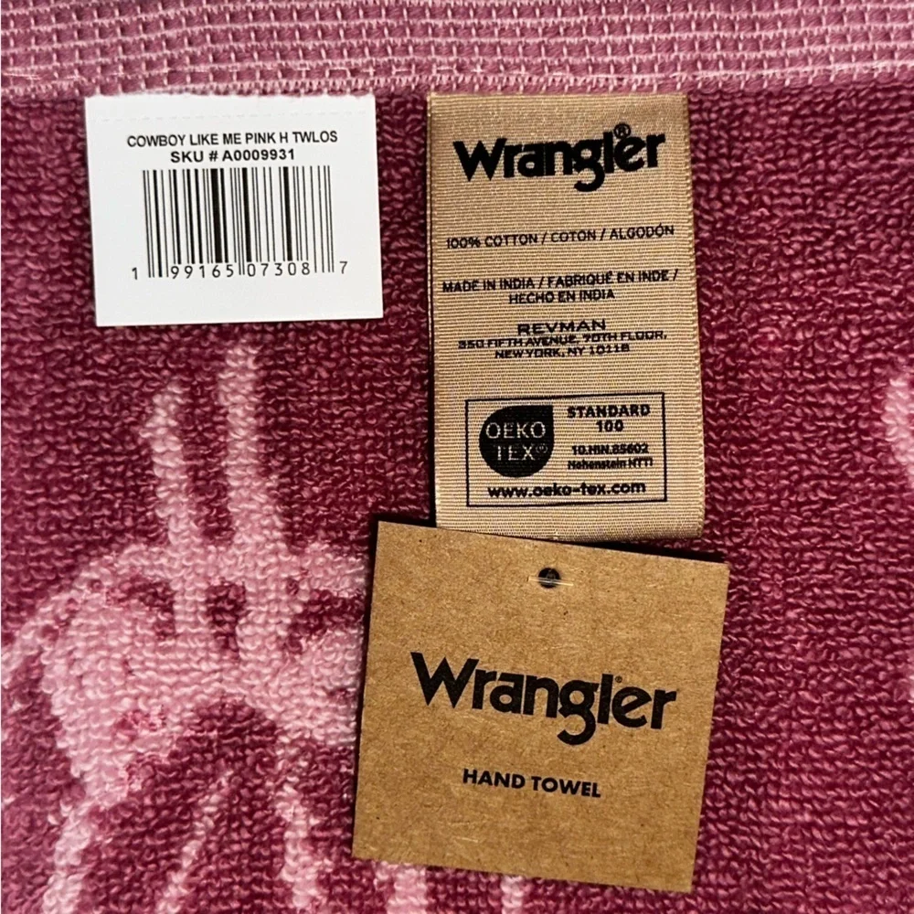 NEW Wrangler Pink Cowboy Boots, Hats, & Bows Reversible Hand Towel